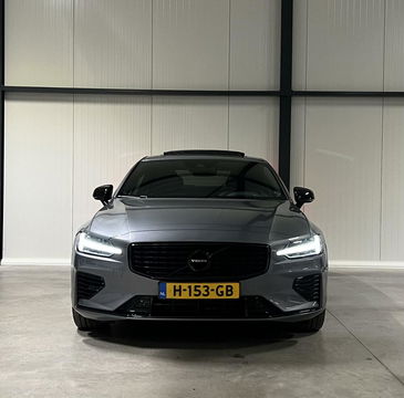 Volvo S60 2.0 T8 AWD Twin Engine R-Design Pano Head-up NAP