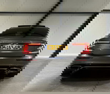 Volvo S60 2.0 T8 AWD Twin Engine R-Design Pano Head-up NAP