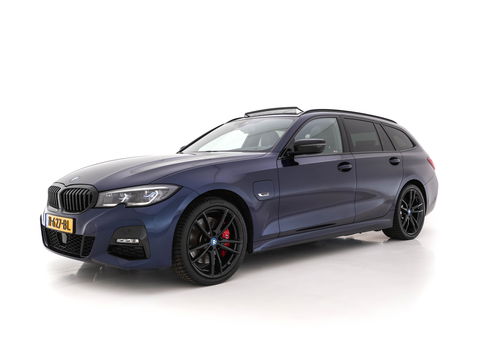 BMW 3 Serie Touring 330e Business Edition Plus M-Sportpack (INCL-BTW) *PANO | VERNASCA-FULL-LEATHER | HEAD-UP | FULL-LED | DIGI-COCKPIT | NAVI-FULLMAP | HEATED-SPORTSEATS | HIFI-SOUND | CAMERA | AMBIENT-LIGHT | TOWBAR | 19''ALU*