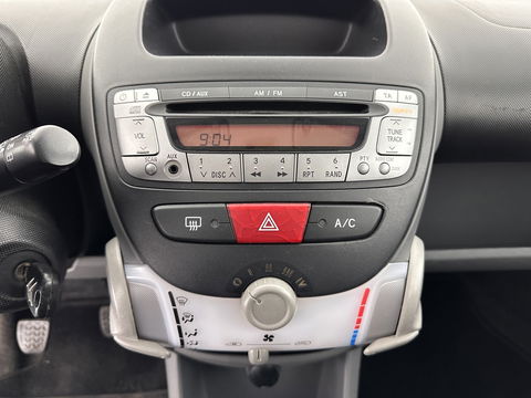 Citroën C1 1.0-12V Ambiance *AIRCO | COMFORT-SEATS | VELOURS | RADIO-CD/MP3 | 14''ALU*
