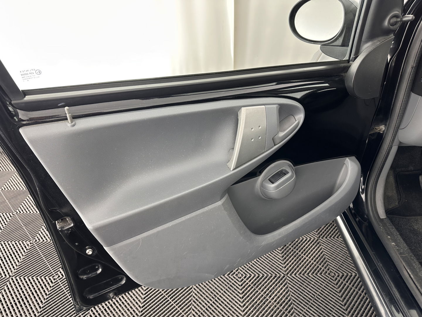 Citroën C1 1.0-12V Ambiance *AIRCO | COMFORT-SEATS | VELOURS | RADIO-CD/MP3 | 14''ALU*