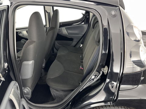 Citroën C1 1.0-12V Ambiance *AIRCO | COMFORT-SEATS | VELOURS | RADIO-CD/MP3 | 14''ALU*