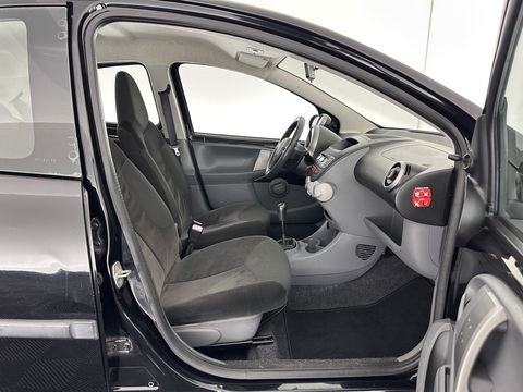 Citroën C1 1.0-12V Ambiance *AIRCO | COMFORT-SEATS | VELOURS | RADIO-CD/MP3 | 14''ALU*