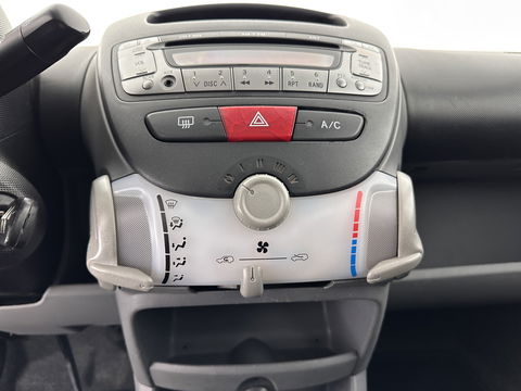 Citroën C1 1.0-12V Ambiance *AIRCO | COMFORT-SEATS | VELOURS | RADIO-CD/MP3 | 14''ALU*