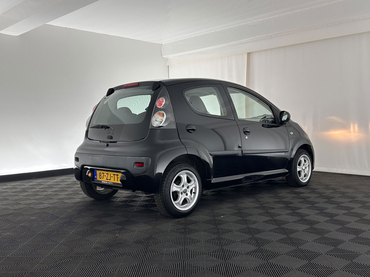 Citroën C1 1.0-12V Ambiance *AIRCO | COMFORT-SEATS | VELOURS | RADIO-CD/MP3 | 14''ALU*