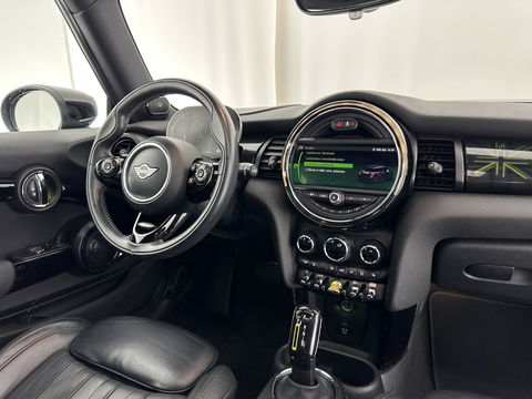 MINI Mini Electric Yours 33 kWh [ 3-Fase ] (INCL-BTW) *PANO | LUXURY-LEATHER | HARMAN/KARDON-AUDIO | FULL-LED | KEYLESS | CAMERA | NAVI-FULLMAP | DIGI-COCKPIT | DAB | HEAD-UP | HEATED-SPORTSEATS | 17"ALU*