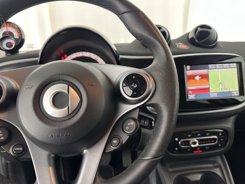 Smart Forfour EQ Business Solution 18 kWh [ 3-Fase ] ( INCL-BTW ) Aut. *FULL-LEATHER | NAVI-FULLMAP | HEATED-COMFORTSEATS | CRUISE | AIRCO | AMBIENT-LIGHT | 15''ALU*