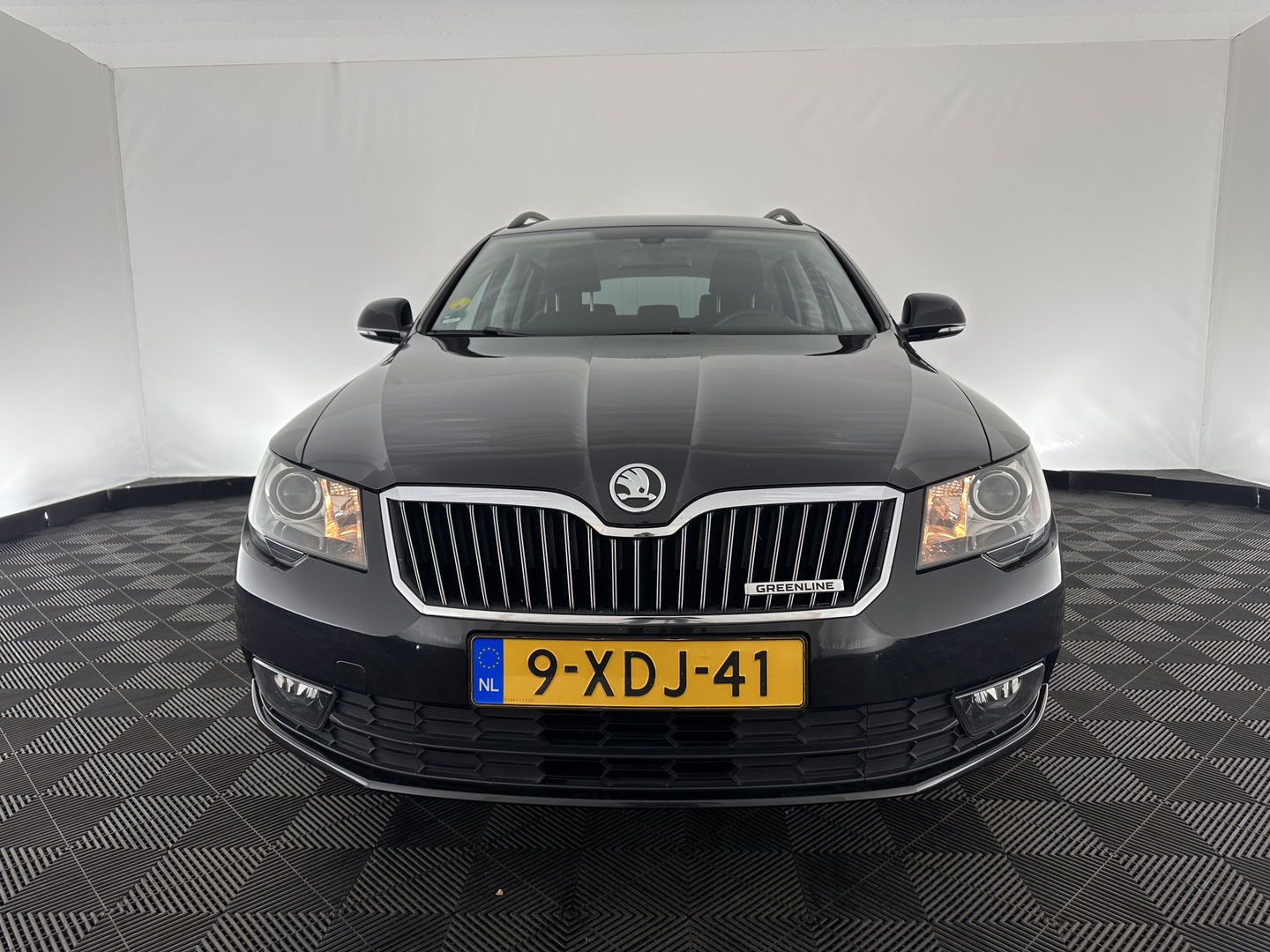 Škoda Superb Combi 1.6 TDI Active Business *NAVI-FULLMAP | AIRCO | PDC | AMUNDSEN-AUDIO | CRUISE | COMFORT-SEATS | 16''ALU*