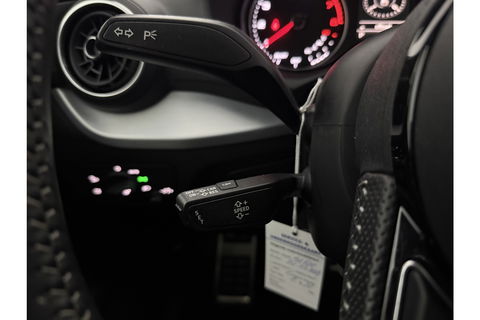 Audi Q2 35 TFSI CoD Sport S-line 150PK LED Clima Cruise Navigatie PDC 17''LMV