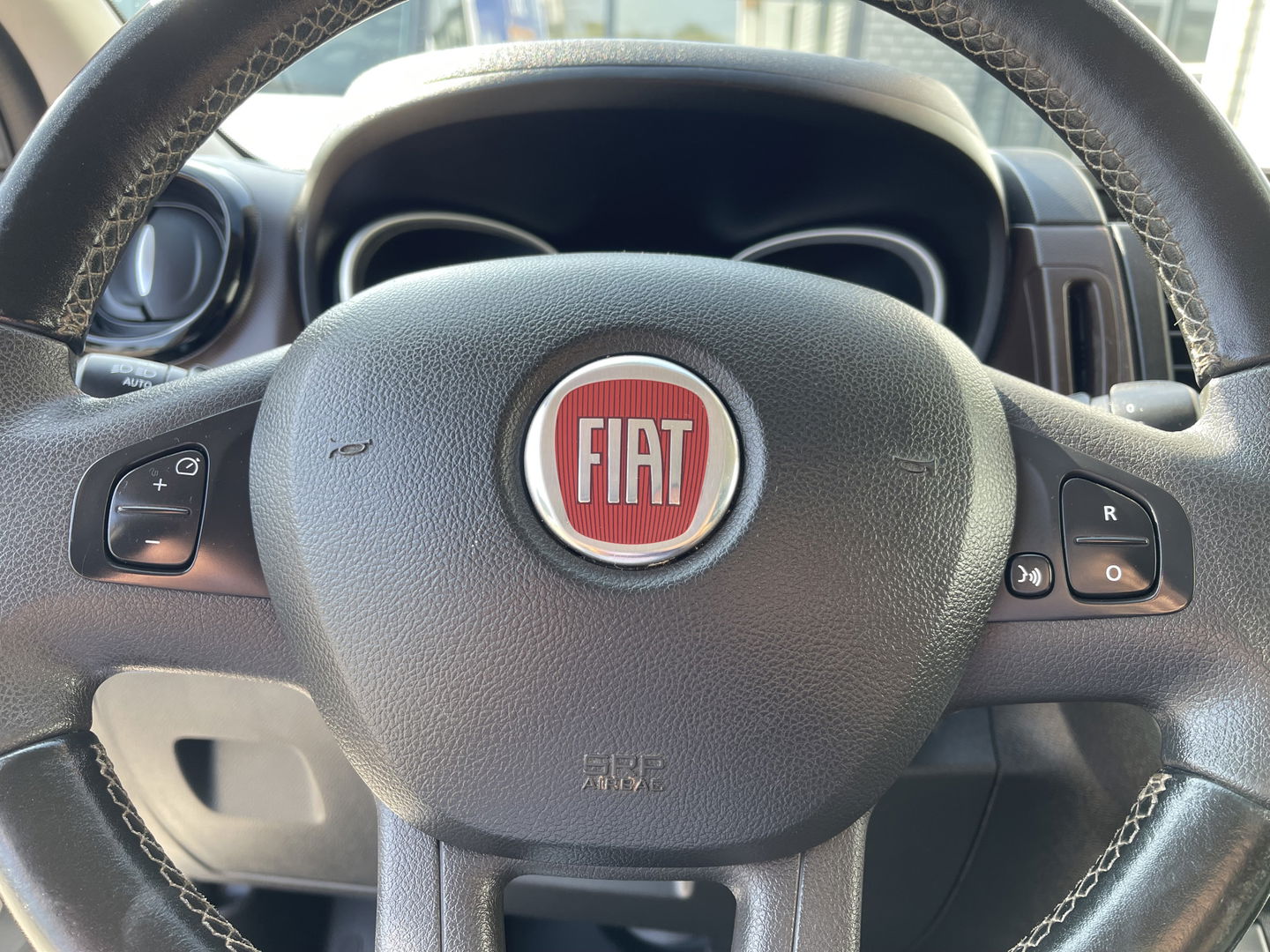 Fiat Talento 2.0 MultiJet 170pk automaat L2H1 SX DC 5 persoons / vaste prijs rijklaar € 23.950 ex btw / lease vanaf € 391 / dubbele schuifdeur / airco / cruise / navi / camera / trekhaak !