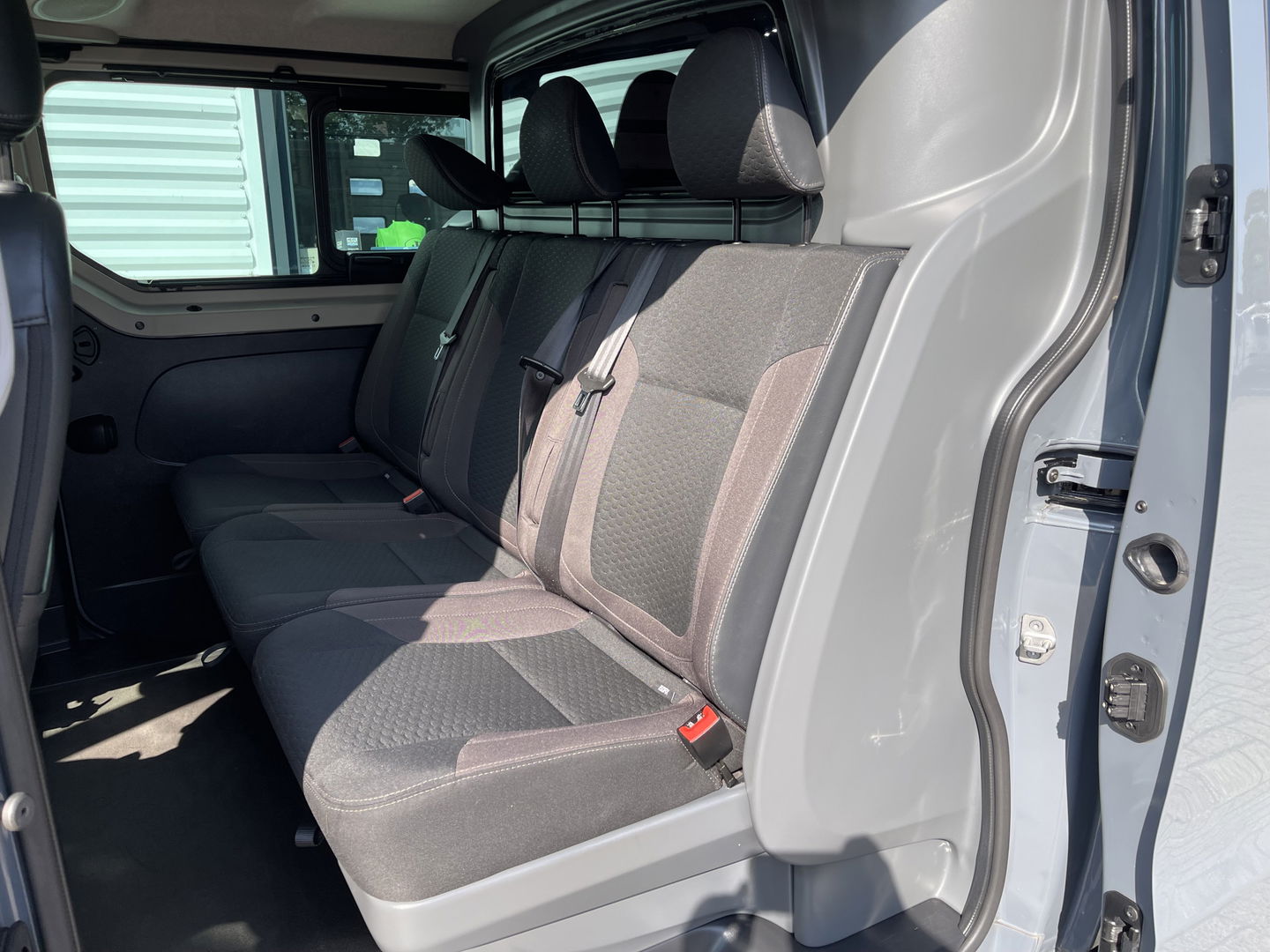 Fiat Talento 2.0 MultiJet 170pk automaat L2H1 SX DC 5 persoons / vaste prijs rijklaar € 23.950 ex btw / lease vanaf € 391 / dubbele schuifdeur / airco / cruise / navi / camera / trekhaak !