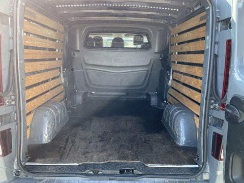 Fiat Talento 2.0 MultiJet 170pk automaat L2H1 SX DC 5 persoons / vaste prijs rijklaar € 23.950 ex btw / lease vanaf € 391 / dubbele schuifdeur / airco / cruise / navi / camera / trekhaak !