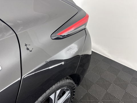 Nissan Leaf Tekna 40 kWh (INCL-BTW) Aut. *LEATHER-FABRIC | FULL-LED | BOSE-SURROUND | ADAPTIVE-CRUISE | TOP-VIEW | KEYLESS | NAVI-FULLMAP | BLINDSPOT | DAB+ | PDC | HEATED-COMFORT-SEATS | TOWBAR | DIGI-COCKPIT | 17"A