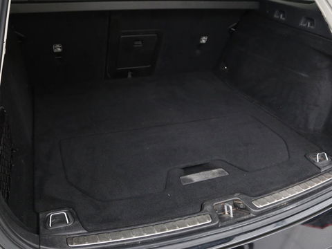 Volvo V60 2.0 T8 Recharge AWD Inscription | Panoramadak | Leder | Stoel & stuurverwarming | Camera | Adaptive cruise | Carplay | Navigatie