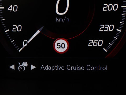 Volvo V60 2.0 T8 Recharge AWD Inscription | Panoramadak | Leder | Stoel & stuurverwarming | Camera | Adaptive cruise | Carplay | Navigatie