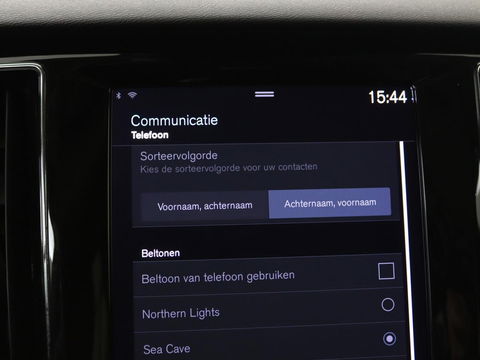 Volvo V60 2.0 T8 Recharge AWD Inscription | Panoramadak | Leder | Stoel & stuurverwarming | Camera | Adaptive cruise | Carplay | Navigatie