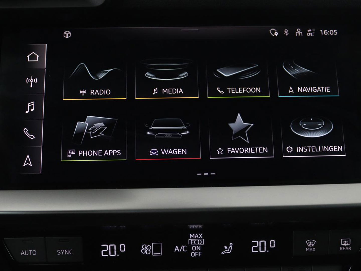Audi A3 30 TFSI S edition | Carplay | Full LED | Virtual Cockpit | Sportstoelen | Half leder | Getint glas | Climate control | Cruise control