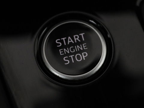 Audi A3 30 TFSI S edition | Carplay | Full LED | Virtual Cockpit | Sportstoelen | Half leder | Getint glas | Climate control | Cruise control