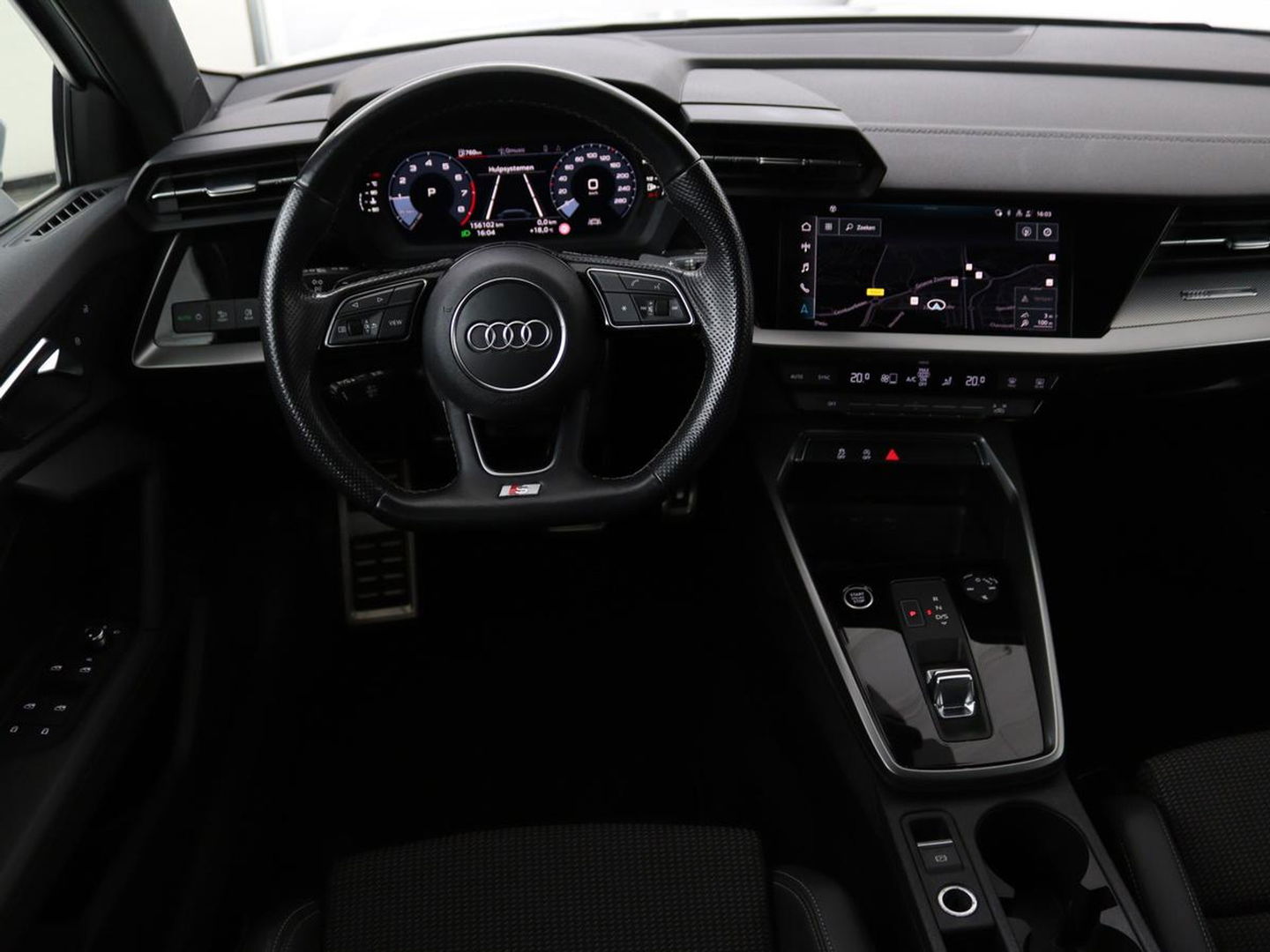 Audi A3 30 TFSI S edition | Carplay | Full LED | Virtual Cockpit | Sportstoelen | Half leder | Getint glas | Climate control | Cruise control