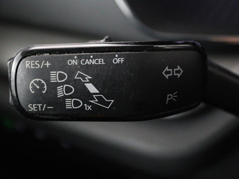 Škoda Octavia 1.0 e-TSI Business Edition | Trekhaak | Stoelverwarming | Carplay | Keyless | Navigatie | Full LED | Parkeerhulp | Climate control