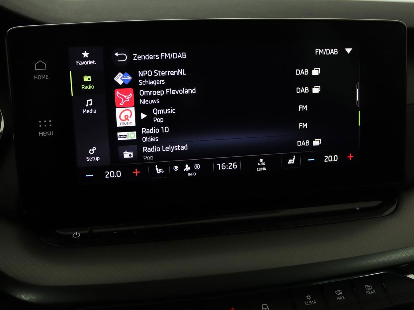 Škoda Octavia 1.0 e-TSI Business Edition | Trekhaak | Stoelverwarming | Carplay | Keyless | Navigatie | Full LED | Parkeerhulp | Climate control