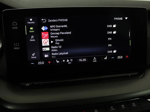 Škoda Octavia 1.0 e-TSI Business Edition | Trekhaak | Stoelverwarming | Carplay | Keyless | Navigatie | Full LED | Parkeerhulp | Climate control