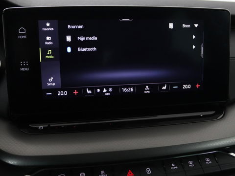 Škoda Octavia 1.0 e-TSI Business Edition | Trekhaak | Stoelverwarming | Carplay | Keyless | Navigatie | Full LED | Parkeerhulp | Climate control