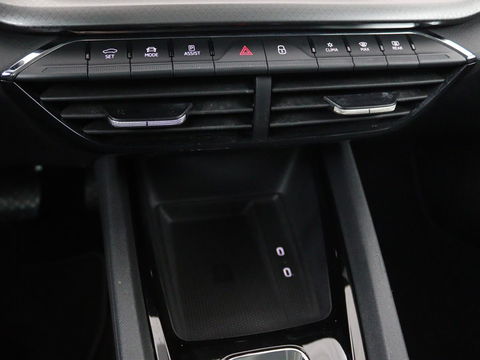 Škoda Octavia 1.0 e-TSI Business Edition | Trekhaak | Stoelverwarming | Carplay | Keyless | Navigatie | Full LED | Parkeerhulp | Climate control