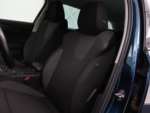 Škoda Octavia 1.0 e-TSI Business Edition | Trekhaak | Stoelverwarming | Carplay | Keyless | Navigatie | Full LED | Parkeerhulp | Climate control