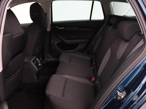Škoda Octavia 1.0 e-TSI Business Edition | Trekhaak | Stoelverwarming | Carplay | Keyless | Navigatie | Full LED | Parkeerhulp | Climate control