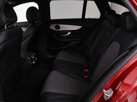 Mercedes-Benz C-Klasse 250 Avantgarde | Luchtvering | 360 camera | Trekhaak | Full LED | Navigatie | Half leder | Climate control | Park Assist | Cruise control