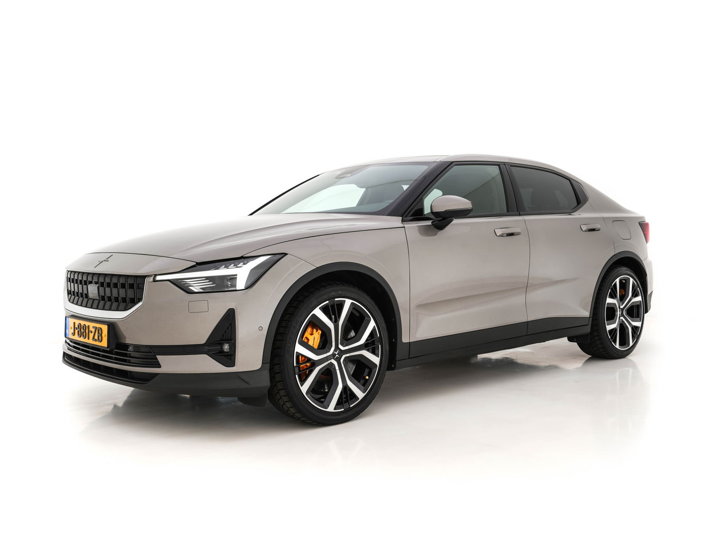 Polestar 2 Long Range Dual Motor Launch Edition 78kWh AWD [ 3-Fase ] (INCL-BTW) *PANO | NAVI-FULLMAP | HARMAN/KARDON-AUDIO | FULL-LED | KEYLESS | TOPVIEW | LANE-ASSIST | DIGI-COCKPIT | DAB+ | SPORT-SEATS | CARPLAY | TOWBAR | BLINDSPOT | 20''ALU*