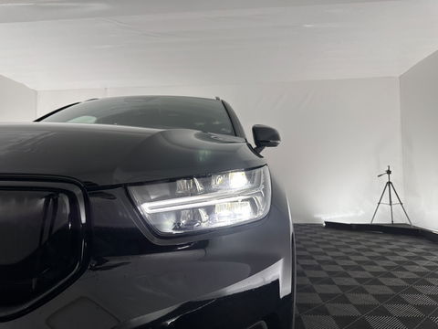 Volvo XC40 Recharge Core [ 3-Fase ] (INCL-BTW) Aut. *FULL-LED | NAVI-FULLMAP | CAMERA | KEYLESS | HEATED-SPORTSEATS | CARPLAY | DIGI-COCKPIT |  CCS-FASTLOADER | ECC | PDC | CRUISE | TOWBAR | SENSUS-CONNECT | 19''ALU*