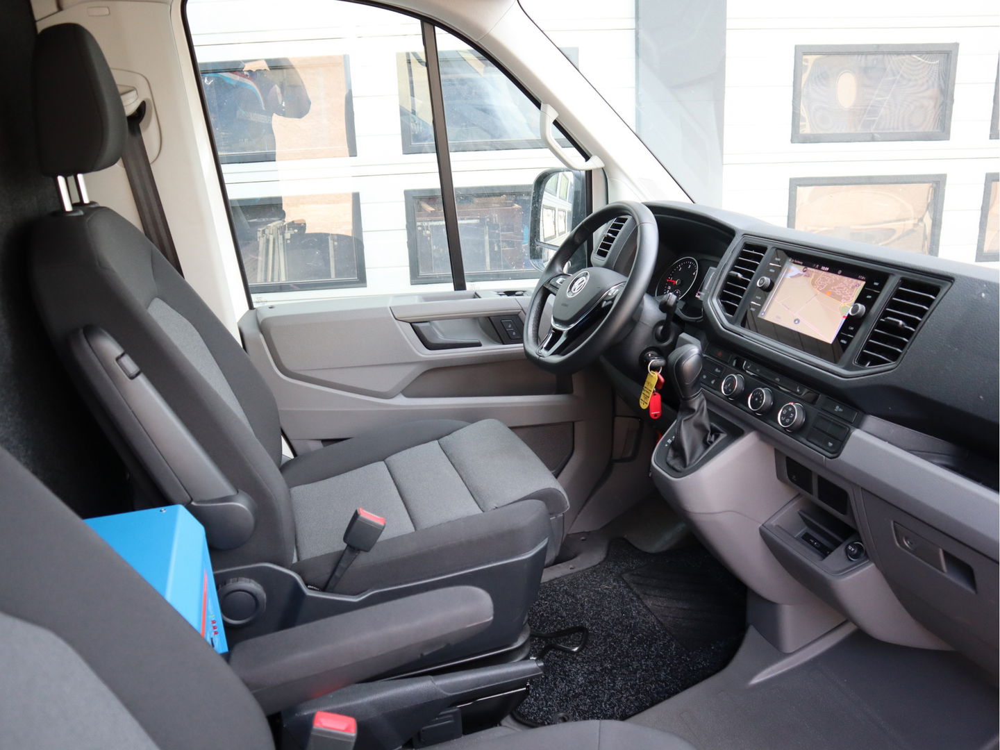 Volkswagen Crafter 35 2.0 TDI 177 pk DSG Verkoopwagen - camper- Foodtruck