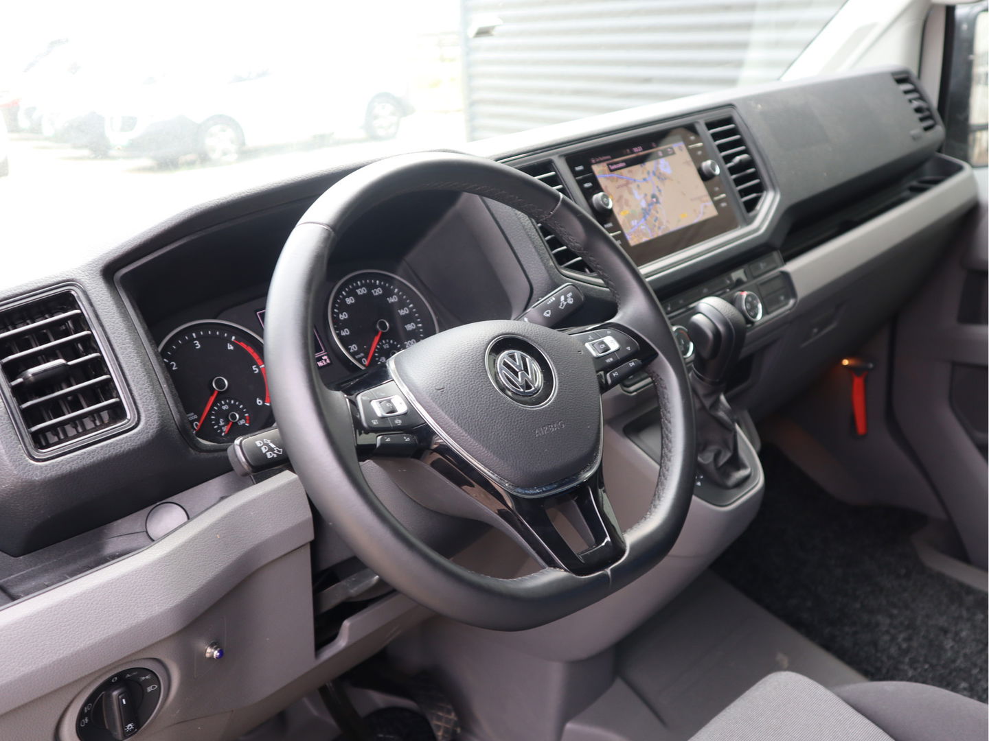 Volkswagen Crafter 35 2.0 TDI 177 pk DSG Verkoopwagen - camper- Foodtruck