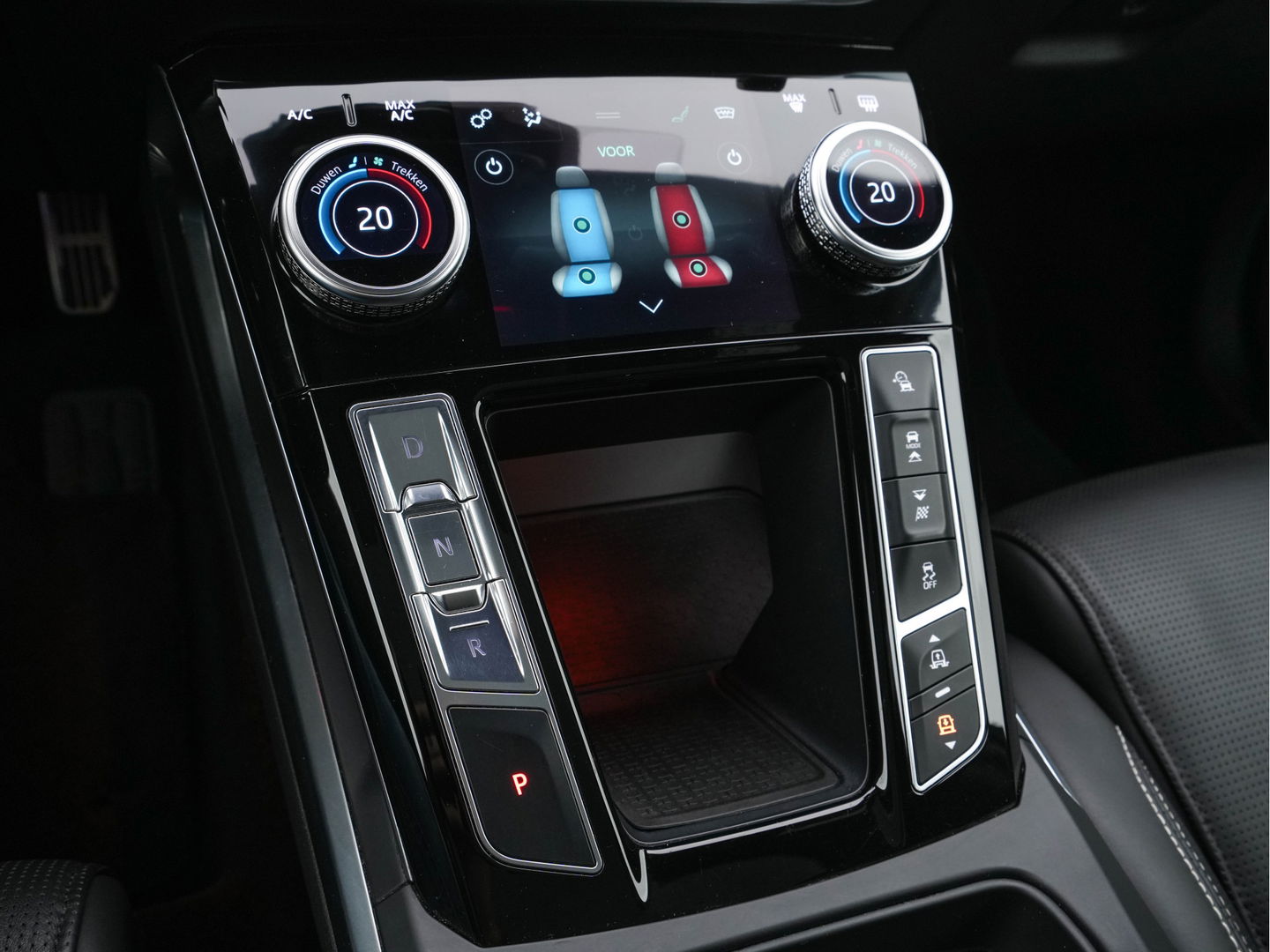 Jaguar I-PACE EV400 HSE First Edition 90 kWh AWD *PANO | LUXURY-LEATHER | MATRIX-LED | MERIDIAN-SURROUND | TOP-VIEW | BLINDSPOT | MEMORY-PACK | DIGI-COCKPIT | KEYLESS | HEAD-UP | NAVI-FULLMAP | HEATED-SPORTSEATS | DAB+ | AMBIENT-LIGHT | ...