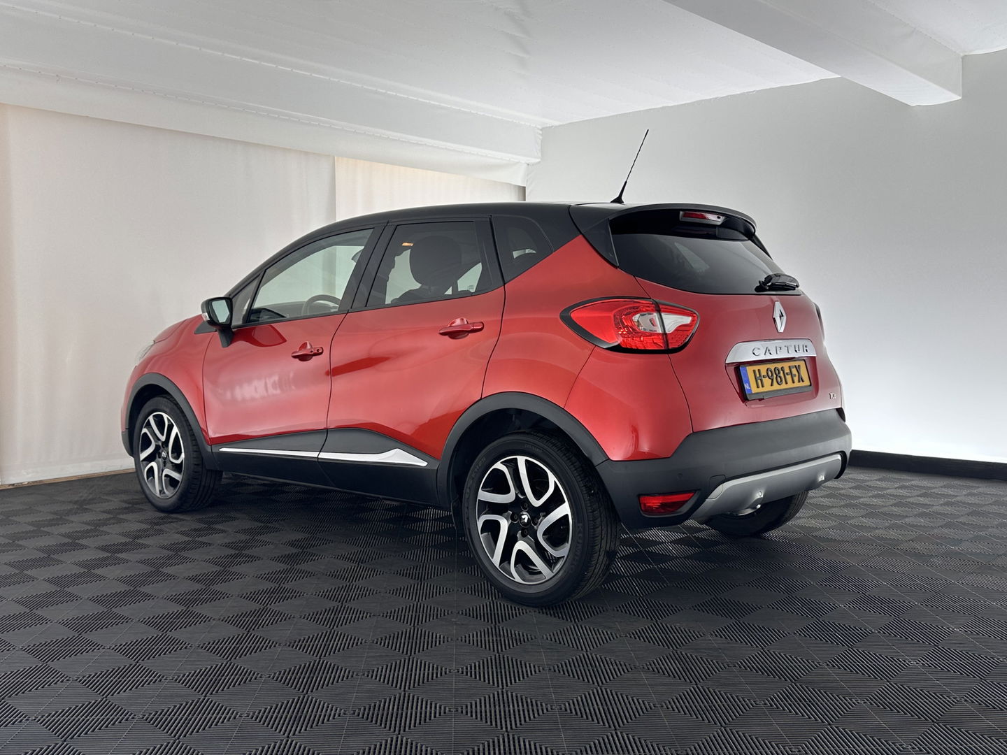 Renault Captur 0.9 TCe Xmod *1/2LEATHER | NAVI-FULLMAP | CAMERA | COMFORT-SEATS | KEYLESS | ECC | PDC | CRUISE | 17     ''ALU*