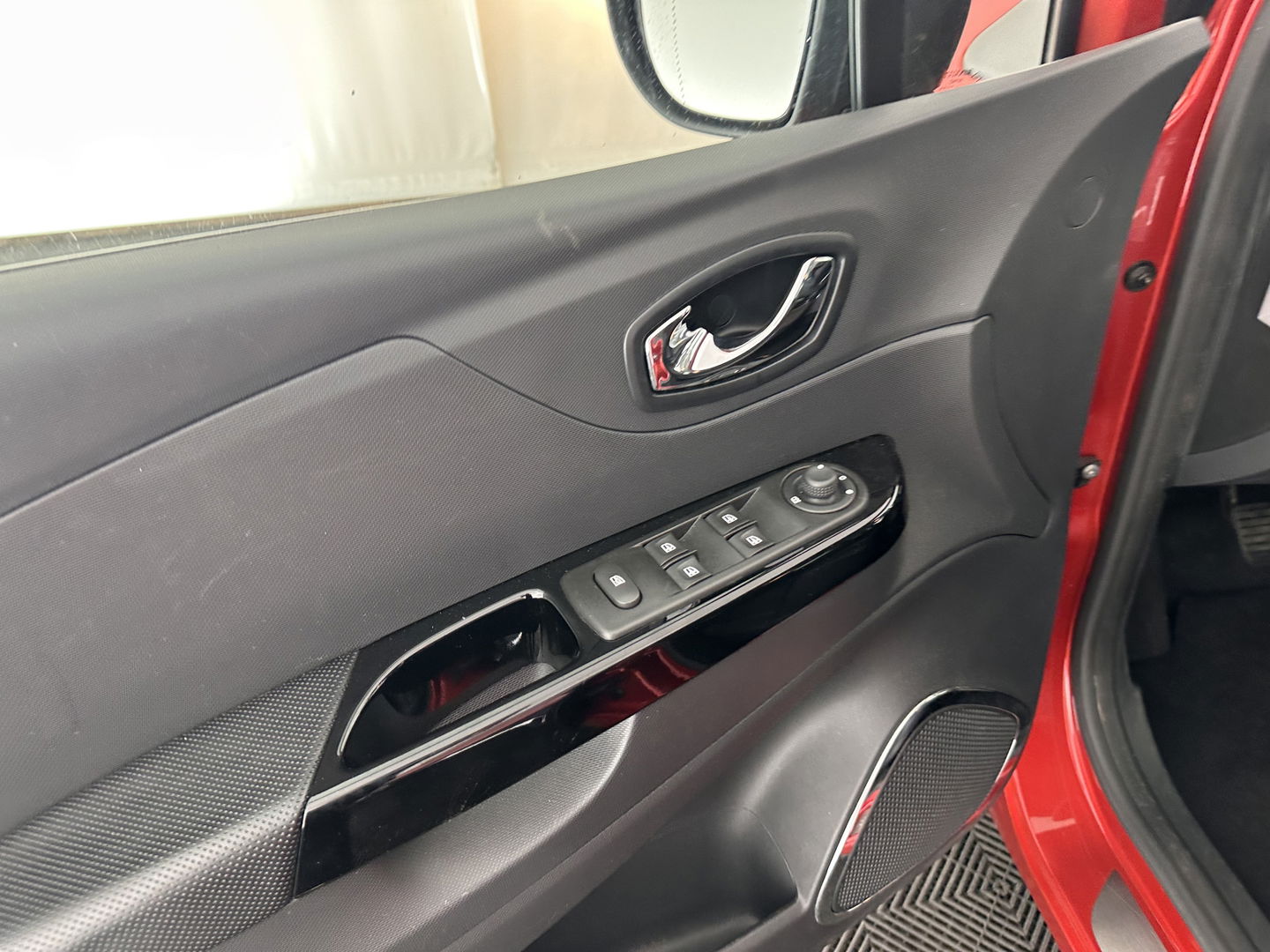 Renault Captur 0.9 TCe Xmod *1/2LEATHER | NAVI-FULLMAP | CAMERA | COMFORT-SEATS | KEYLESS | ECC | PDC | CRUISE | 17     ''ALU*
