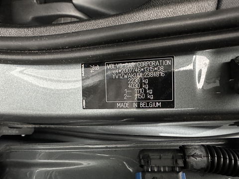 Volvo V60 2.0 T4 Aut. *FULL-LED | DIGI-COCKPIT | NAVI-FULLMAP | ECC | CRUISE | COMFORT-SEATS | LANE-ASSIST | CARPLAY | 18"ALU*