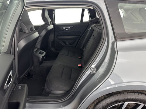 Volvo V60 2.0 T4 Aut. *FULL-LED | DIGI-COCKPIT | NAVI-FULLMAP | ECC | CRUISE | COMFORT-SEATS | LANE-ASSIST | CARPLAY | 18"ALU*