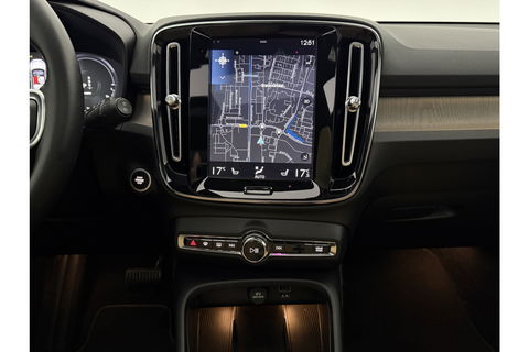 Volvo XC40 1.5 T5 Twin Engine Inscription | INCL Fietsendrager! | H/K Pano LED Carplay Trekhaak Virtual Memory Camera Clima Cruise Leder Navi PDC 20''LMV