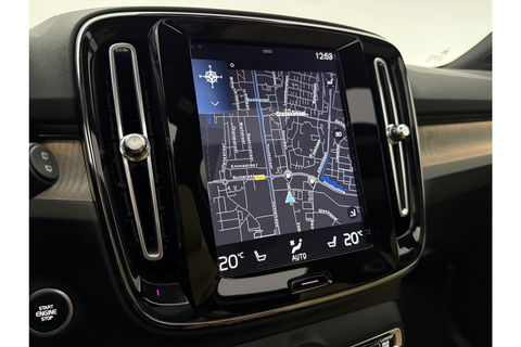 Volvo XC40 1.5 T5 Twin Engine Inscription | INCL Fietsendrager! | H/K Pano LED Carplay Trekhaak Virtual Memory Camera Clima Cruise Leder Navi PDC 20''LMV