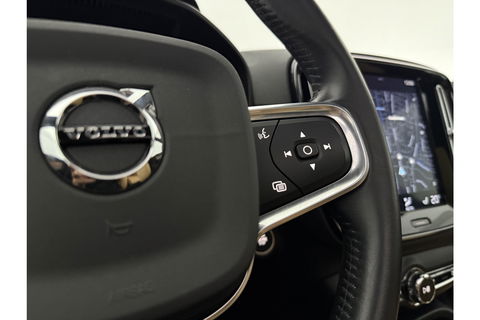 Volvo XC40 1.5 T5 Twin Engine Inscription | INCL Fietsendrager! | H/K Pano LED Carplay Trekhaak Virtual Memory Camera Clima Cruise Leder Navi PDC 20''LMV