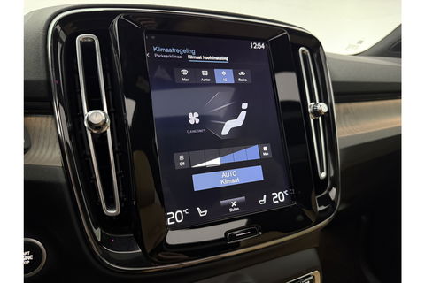Volvo XC40 1.5 T5 Twin Engine Inscription | INCL Fietsendrager! | H/K Pano LED Carplay Trekhaak Virtual Memory Camera Clima Cruise Leder Navi PDC 20''LMV