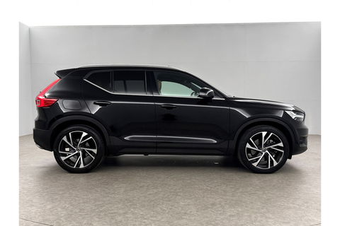 Volvo XC40 1.5 T5 Twin Engine Inscription | INCL Fietsendrager! | H/K Pano LED Carplay Trekhaak Virtual Memory Camera Clima Cruise Leder Navi PDC 20''LMV