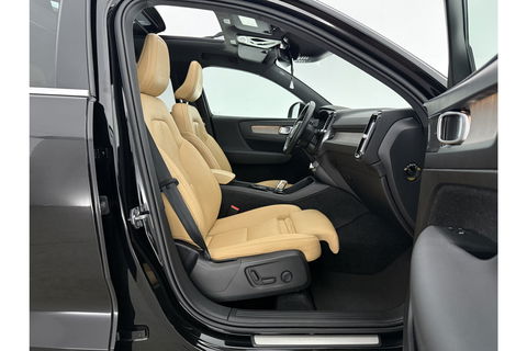 Volvo XC40 1.5 T5 Twin Engine Inscription | INCL Fietsendrager! | H/K Pano LED Carplay Trekhaak Virtual Memory Camera Clima Cruise Leder Navi PDC 20''LMV