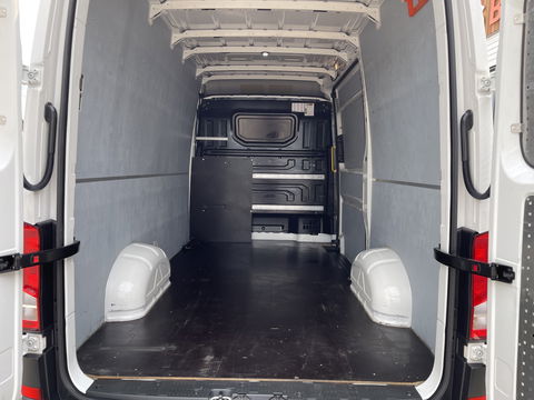 Volkswagen Crafter 35 2.0 TDI 140pk L3H3 ( voorheen L2H2 ) Comfortline / vaste prijs rijklaar € 20.950 ex btw / bpm vrij / euro 6 diesel / airco / cruise / geveerde chauffeurs stoel / nette bus !