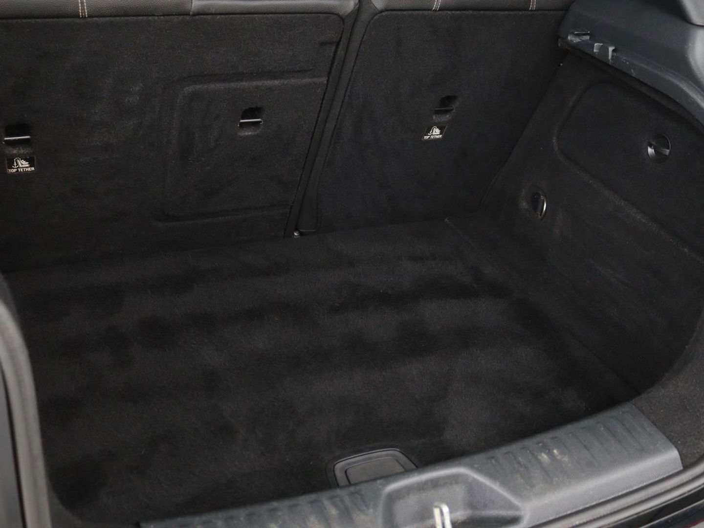 Mercedes-Benz A-Klasse 180 Urban | Stoelverwarming | Navigatie | Sportstoelen | Half leder | Cruise control | Park Assist | Airco | Bluetooth