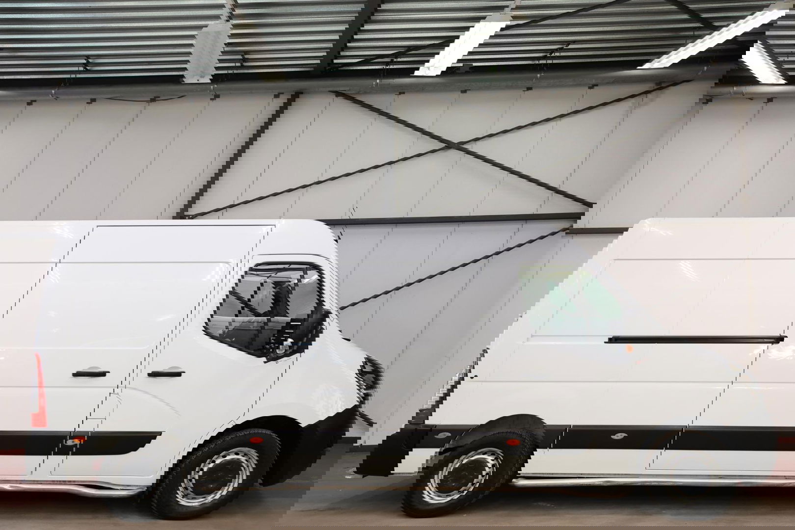Opel Movano 2.3 Turbo L3H2 POST NL SCHAPPEN
