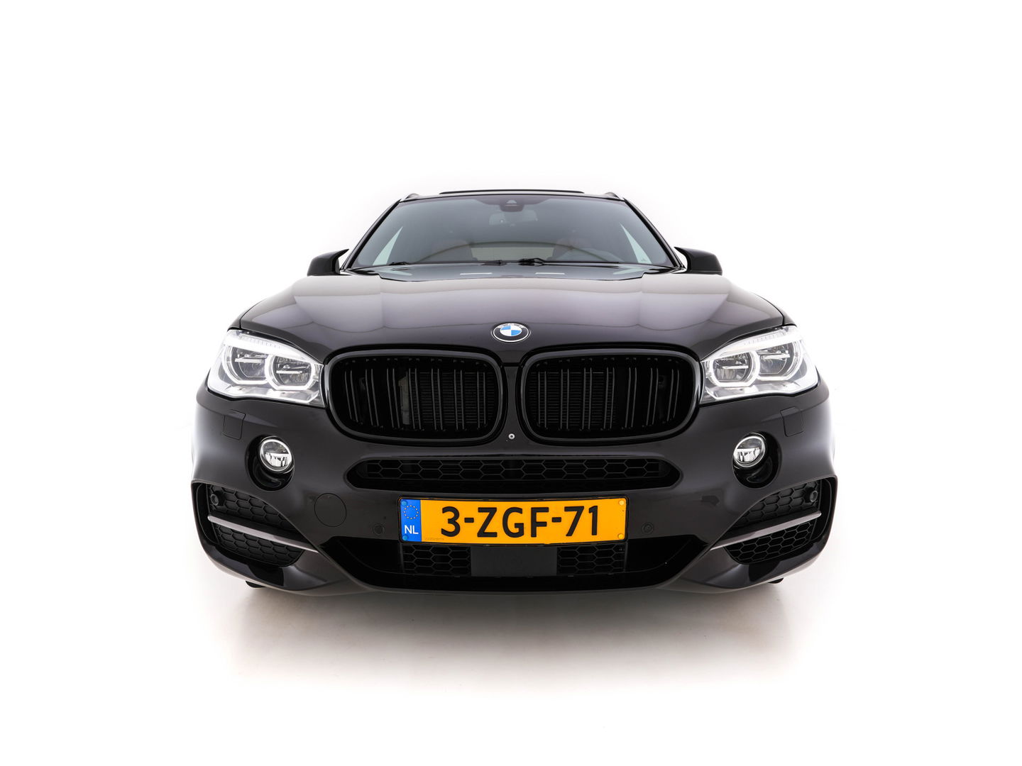 BMW X5 M50d Innovation Pack Aut. *PANO | MERINO-FULL-LEATHER | HEAD-UP | ADAPTIVE-CRUISE | BLINDSPOT | FULL-LED | MEMORY-PACK | CAMERA | KEYLESS | COMFORT-SEATS | HIFI-SOUND | TOWBAR | NAVI-FULLMAP | HEATED-SEATS | ...